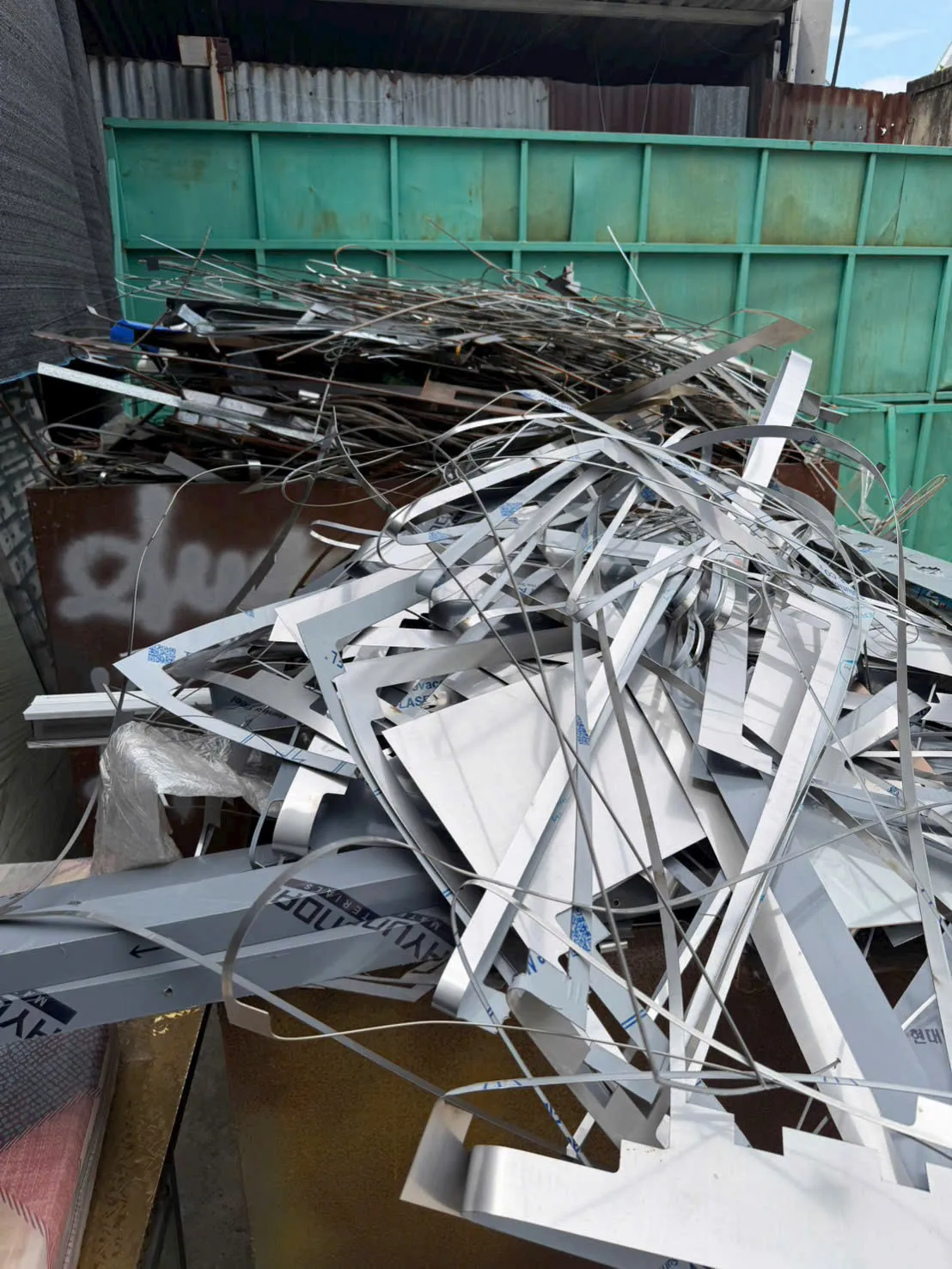 Những Loại Phế Liệu Có Giá Trị Cao Nhất Hiện Nay Bạn Nên Biết